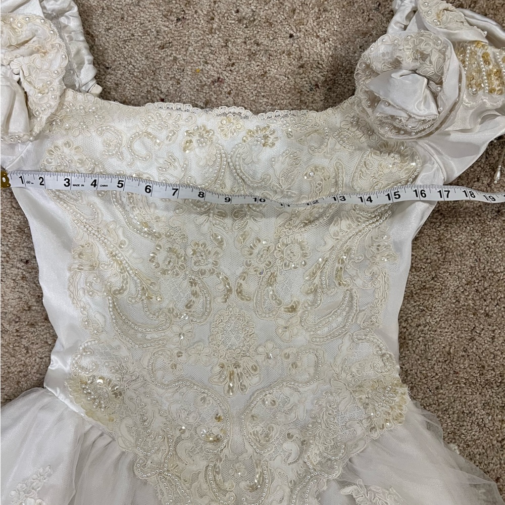 Moonlight Wedding Dress w/Long Train - Picture 7 of 10